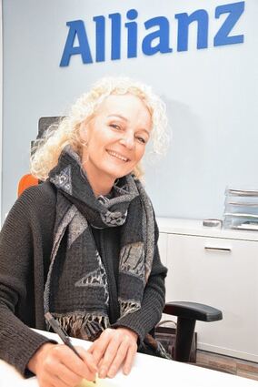<p>Sabine Isenhardt von der Allianz möchte ihre Kunden richtig beraten.</p>