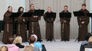 <p>"The Gregorian Voices" sorgen in der Schlosskapelle für ein einzigartiges Musikerlebnis.</p>