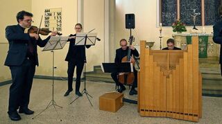 <p>Jochen Steyer, Anna Kaiser, Robert Sagasser, Detlev Helmer und Bass Martin Wistinghausen gestalteten ein bemerkenswertes Konzert.</p>