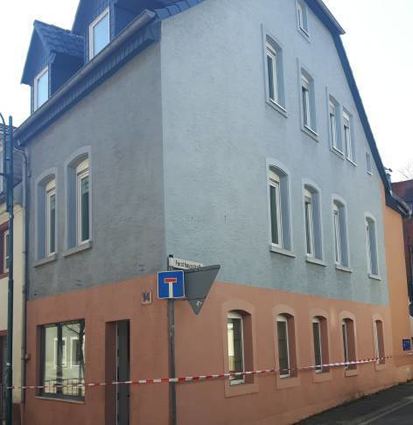 Das einsturzgefährdete Haus in der Karlsruher Straße/Ecke Forsthausstraße.