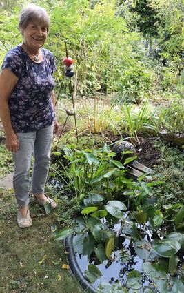 Einer ihrer Lieblingsplätze ist der Teich im heimischen Garten. Dort kann Ulrike Auffarth entspannen – wenn nicht so viel zu tun ist.