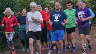 Gemeinsam macht das Laufen einfach mehr Spaß: In Schwetzingen und Plankstadt gibt es verschiedene Lauftreffs für jedes Leistungsniveau mit unterschiedlichem Tempo und Strecke.