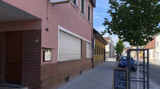 Die Rollläden bleiben dicht, doch in der Küche geht es weiter: Auch im „Goldenen Lamm“ in der Schwetzinger Straße ist auf Abholservice umgestellt.