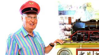 80 Zentimeter ist das Modell der Schnellzuglokomotive lang – Wolfgang Treiber hat das Unikat bei der Auflösung eines Heimatmuseums ersteigert. Ein Glücksfall, freut er sich noch heute.