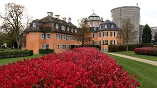 Die Eremitage mit den beiden Silotürmen, deren Abriss schon begonnen hat.