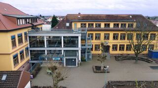 Die Alte Schule braucht mehr Platz – dieses Jahr sind im Haushalt rund 700 000 Euro für den Start der Erweiterung eingeplant.