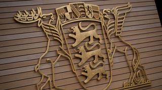 Das Wappen des Landes Baden-Württembergs im Landtag.