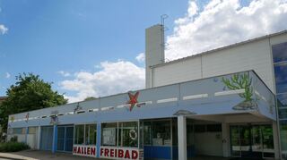 Das Freibad im Bruch bleibt wohl auch 2021 geschlossen. Noch ist unklar, wie es mit der Pandemie weitergeht.