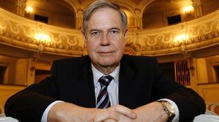 Gerhard Stratthaus im Rokokotheater des Schwetzinger Schlosses.