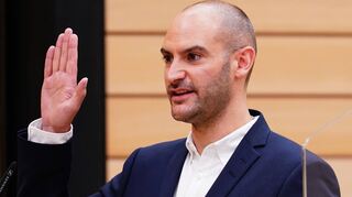 Der neue Finanzminister von Baden-Württemberg. Danyal Bayaz (Bündnis 90/Die Grünen) denkt als angehender Vater über Elternzeit nach.