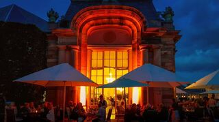 Ein lauschiges Event auf der Terrasse des Schlossrestaurants „Theodors“ – oder einfach ein Abendessen genießen.