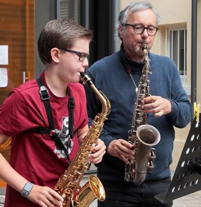 Sonntag: Malte Schurreit und Christian Satzinger glänzen mit ihren Altsaxofonen.