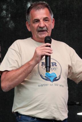 Joe Herrmann berichtet von der Spendenaktion für die Flutopfer.