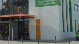 In der kommunalen Albert-Schweitzer-Kindertagesstätte wurde gerade eine Krippengruppe in eine Ü3-Mischgruppe umgewandelt. Damit stehen der Gemeinde nun insgesamt 481 Kindergartenplätze zur Verfügung.