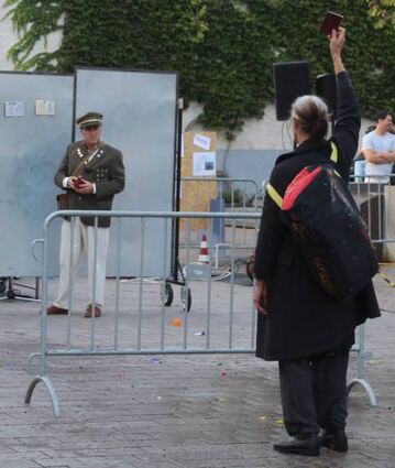 An Grenzen heißt es für viele Menschen, die zu „den anderen“ gehören, „Stopp“.