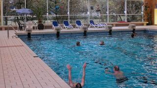 Auch ins Hallenbad wurde im vergangenen Jahr kräftig investiert – dort milderten die höheren Eintrittspreise für die Besucher das Minus im Jahresbericht allerdings ein wenig ab.