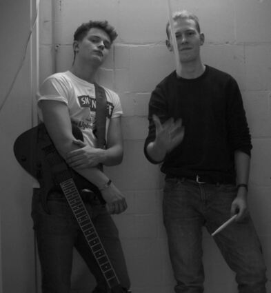 Matora auf der Bühne: Hannes Auer (l.) und Bastian Jacobs treten bei der Rocknight auf. Zur Band gehört jetzt auch Bassist Julian Thüning, der frisch dabei und deshalb noch auf keinem Bandfoto zu sehen ist.