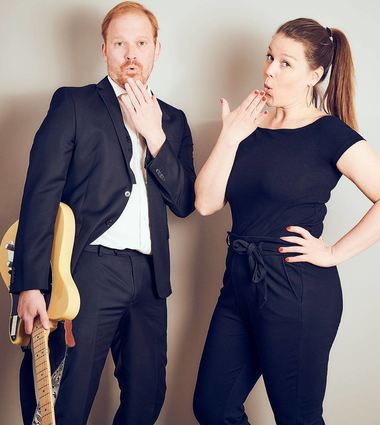 „Uuups, unsere Musik kommt gar nicht schlecht an“ – Matthias und Anna Wurm freuen sind, denn als „Notes from the living room“ erhält ihre erste eigene CD sehr gute Kritiken.