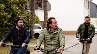 Andreas Sturm, Olav Gutting und Felix Seitner unterwegs bei der kommunalpolitischen Radtour der Union.