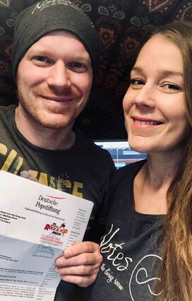 Anna und Matze Wurm freuen sich über die Nachricht der Popstiftung.