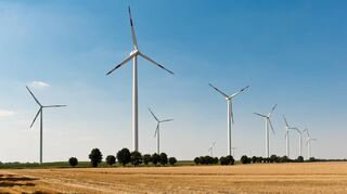 Unter anderem neue Windenergie-Projekte (hier ein Windpark in Plauerhagen) haben das Geschäft der MVV befeuert.