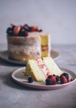 Sommer-Rezept: Quark-Torte mit Som-merfrüchten oder auch „die Genugtuung zu wissen, dass es einfach war“.