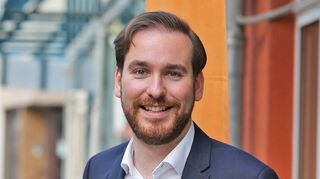 Das vergangene Jahr war auch ein Jahr der Wahlen, sowohl auf Landesebene als auch auf Bundesebene. Bei den Landtagswahlen holte Andre Baumann (Grüne) das Direktmandat, Daniel Born (SPD) und Andreas Sturm (CDU) zogen über das Zweitmandat in den Landtag ein und Sturm ist damit wohl der erste Sohn der Gemeinde, der sie in Stuttgart vertritt. Bei der Bundestagswahl gab es in der Gemeinde keine Überraschung – der Christdemokrat Olav Gutting lag knapp vor der SPD. Im Wahlkreis holte er das Direktmandat und ist der einzige Abgeordnete, der ihn in Berlin vertritt.