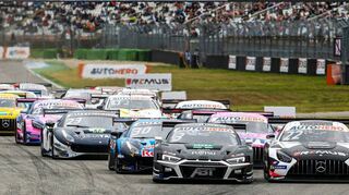 Ein Aushängeschild des Hockenheimrings: Die DTM verspricht vom 7. bis 9. Oktober mit ihrem neuen Regle-ment auf Basis der GT3-Sportwagen eine große Markenvielfalt und einen actionreichen rollenden Start.
