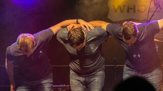 Das letzte Mal in Originalbesetzung: Die Partyband „who2ladies“ will es dieses Jahr noch mal gemeinsam krachen lassen. Dann verabschiedet sich Frontsänger Kevin Solert vorerst von der Bühne.