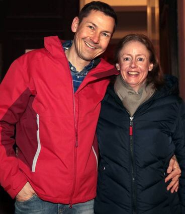 Ein humorvolles Duo: Marcus und Julia Abel. Mehr als 18 Jahre sind sie ein Paar, vor eineinhalb Jahren heirateten sie.