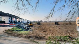 Das Grundstück an der Ecke Zeppelinstraße und Birkenallee im Neubaugebiet „Zeppelinstraße West“ bietet sich für den Neubau des Johannes-Kindergartens an.