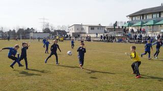 Waldhof I gegen Ketsch I – leider aus Sicht der Gastgeber präsentieren sich die Gäste in der Begegnung als etwas spielstärker, was in eine 1:4-Niederlage mündet. Auch dieser Schuss landet gleich im Tor.