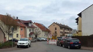 Der Einmündungsbereich für Fußgänger an der Ernst-Wilhelm-Sachs-Straße ist nicht barrierefrei. Der erste Bauabschnitt reicht von dort bis zur Oftersheimer Straße.