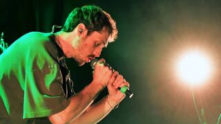GReeeN bei seinem Konzert in der Feuerwache.