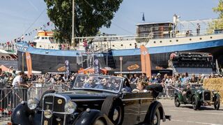 Die Shows auf dem Brazzelparcours begeistern: Der Club „Museum and Friends“ zeigt „Verschiedenes auf zwei und vier Rädern“ – hier einen wunderbaren „Maybach.