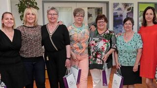 Treue Tanzschülerinnen: Michaela Faulhaber, Mira Hecker, Lucia Peekel, Cornelia Kühn, Andrea Diehm, Concetta Turturro (je zehn Jahre) und Ana González (fünf Jahre).