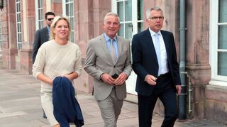 Christine und Thomas Strobl mit Landrat Stefan Dallinger.