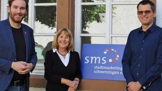 Landtagsabgeordneter Andreas Sturm im Gespräch mit Stadträtin Rita Erny und Oliver Engert vom SMS.