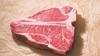 T-Bone Steak ist stark marmoriert: sein Aroma ist intensiv