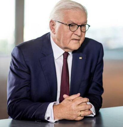Frank-Walter Steinmeier während der Aufzeichnung des ZDF-Interviews.