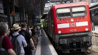 Die bundesweiten Bewegungen auf der Schiene lagen im Juni im Schnitt um 42 Prozent höher als im gleichen Monat des Jahres 2019.