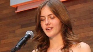 Julia Haug hat als Scheffelpreisträgerin eine glänzende Rede über die „Theorie der Dummheit“ gehalten.