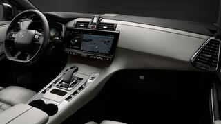 mid Groß-Gerau - Edel: das Cockpit des neuen DS 7.