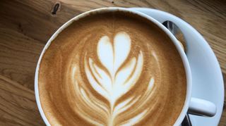Fairer Kaffee: Vom Anbau der Bohnen bis zum Kauf der Konsumenten.