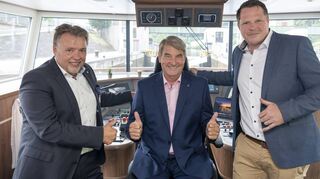Wechsel auf der „Brücke“ des Dehoga-Kreisverbands: Vorsitzender Rainer Weiglein (v. l.) mit seinem Vorgänger Manfred Büch und dem stellvertretenden Vorsitzenden Wolfgang Fuchs.