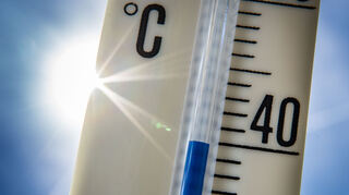 Der Deutsche Wetterdienst (DWD) kündigte bis zu 40 Grad an.