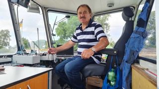 Ismet Günay fährt den Weg zur Kollerinsel und zurück nun schon seit 2008.