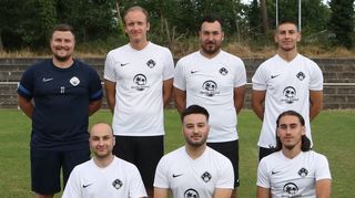 Mit den Neuzugängen ist B-Ligist FV 08 Hockenheim II in der Breite besser aufgestellt: Trainer Dominik Rapp ( hinten v. l.), Chris-topher Klein, Mergim Lokaj, Manuel Lino Braeumer sowie Sandro Schäfer (vorne v. l.) , Tahir Demirbas, Mustafa Emircan Parmaksiz. Es fehlen: Can Cevikgezen, Viktor Damassi, Askold Eberhardt, Marcus Joachim (Trainer), Stefan Rapp (Co-Trainer).