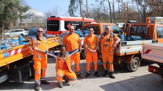 Kümmern sich nicht nur am Dreck-weg-Tag um Sauberkeit: Heiko Ruder (v.l.), Eseyas Fshatseen, Markus Biste, Marcel Kull und Hans-Jürgen Mai vom Bauhof.