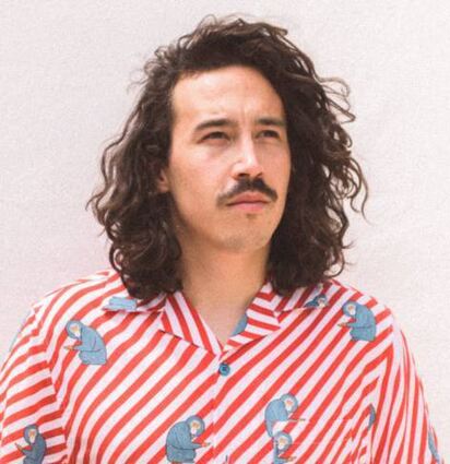 Musiker Frinc macht „sommerbühnigen“ Reggae-Pop.
